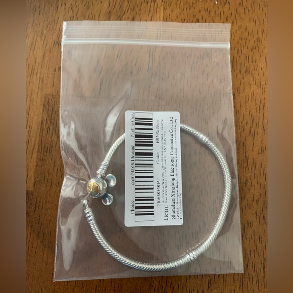 NWOT Disney 100th Anniversary Moments Snake Chain Bracelet - Picture 6 of 10